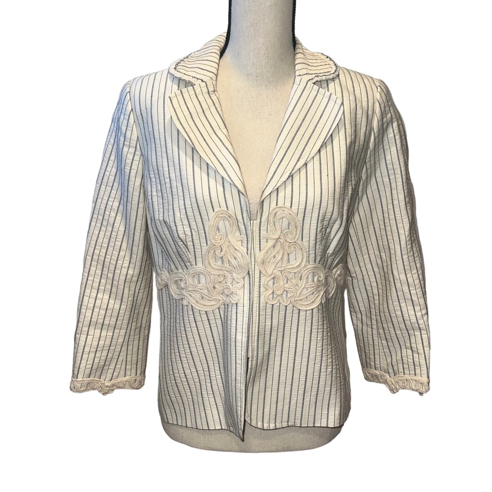 Renfrew Collection Navy & Cream Embroidered Blazer